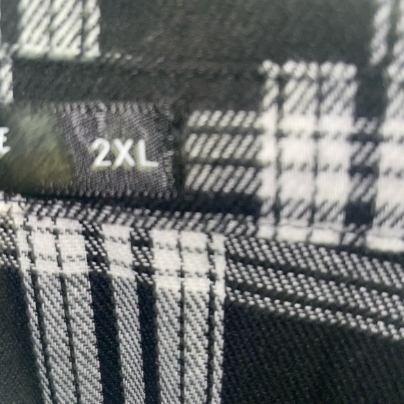 Flannel - Picture 3 of 4